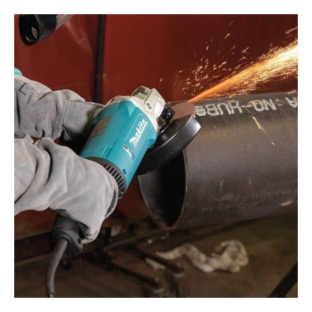 Профессиональная угловая шлифмашина Makita GA7082 Профессиональная угловая шлифмашина Makita GA7082