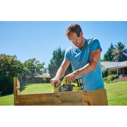 Рубанок RYOBI R18PL-0 (без батареи) Рубанок RYOBI R18PL-0 (без батареи)