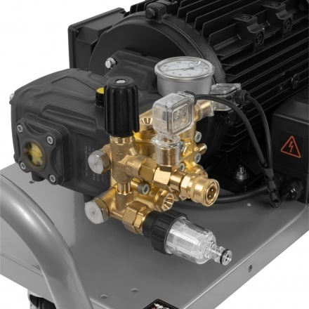 Мойка высокого давления DAEWOO DAW 7500SW-3 Мойка высокого давления DAEWOO DAW 7500SW-3