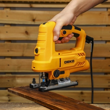 Лобзик DEKO DKJS1000 Laser Лобзик DEKO DKJS1000 Laser