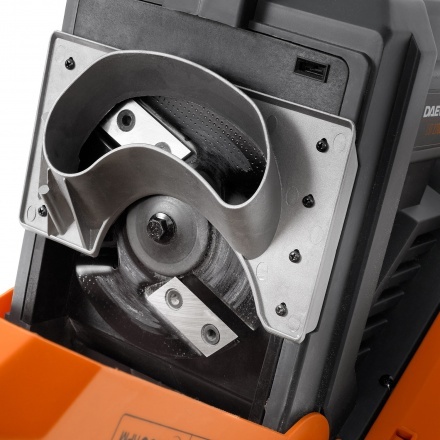 Измельчитель садовых отходов сетевой DAEWOO DSR 2700E Измельчитель садовых отходов сетевой DAEWOO DSR 2700E