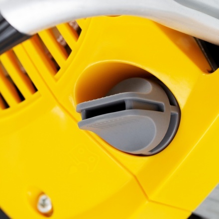 Пила цепная бензиновая Denzel DGS-5218 Пила цепная бензиновая Denzel DGS-5218