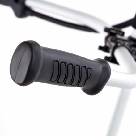 Триммер бензиновый DT 43, 43 см3, 2.5 л с, неразъемная штанга, состоит из 2 частей Denzel Триммер бензиновый DT 43, 43 см3, 2.5 л с, неразъемная штанга, состоит из 2 частей Denzel