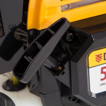 Триммер бензиновый DR-52S, 52 см3, разъемная штанга, состоит из 2 частей Denzel Триммер бензиновый DR-52S, 52 см3, разъемная штанга, состоит из 2 частей Denzel