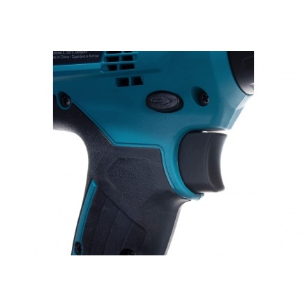 Дрель-шуруповерт сетевая Makita HP0300 Дрель-шуруповерт сетевая Makita HP0300