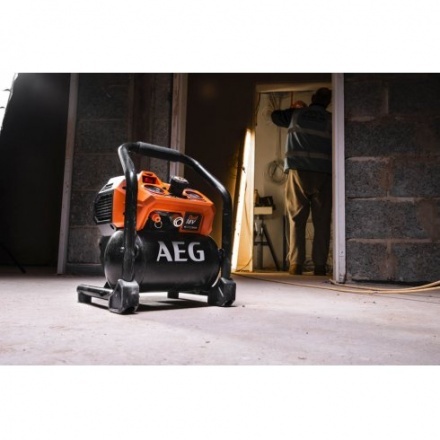 Воздушный компрессор AEG Powertools BK18-38BL-0 (4935471201) Воздушный компрессор AEG Powertools BK18-38BL-0 (4935471201)