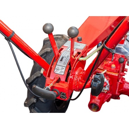 Мотоблок МТЗ Беларус 012WM (Lifan 15 л.с.) Мотоблок МТЗ Беларус 012WM (Lifan 15 л.с.)