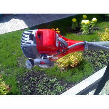 Бензокоса Efco Stark 25 (61039110E1T) Бензокоса Efco Stark 25 (61039110E1T)