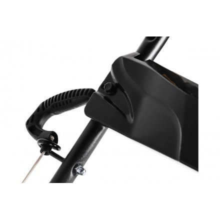 Газонокосилка бензиновая Champion LM4215 Газонокосилка бензиновая Champion LM4215