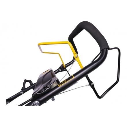 Газонокосилка бензиновая Champion LM4627 Газонокосилка бензиновая Champion LM4627