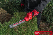 Кусторез Milwaukee M12 FHT20-0