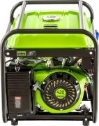 Бензиновый генератор СибрТех БС-8000Э
