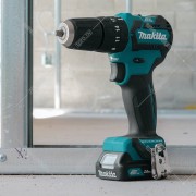 Дрель-шуруповерт аккумуляторная Makita HP332DZ