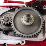 Электропила цепная Einhell GE-EC 2240 (4501740) Электропила цепная Einhell GE-EC 2240 (4501740)