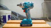 Аккумуляторный гайковерт TOTAL TIWLI2001 Аккумуляторный гайковерт TOTAL TIWLI2001