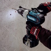 Дрель-шуруповерт аккумуляторная Makita DHP451RFE