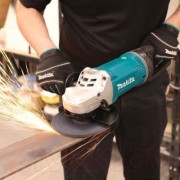 Профессиональная угловая шлифмашина Makita GA7071X1 Профессиональная угловая шлифмашина Makita GA7071X1
