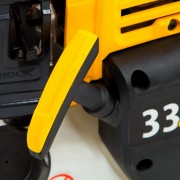 Триммер бензиновый DT 33, 33 см3, 1.8 л с, неразъемная штанга, состоит из 2 частей Denzel