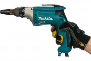 Шуруповерт сетевой Makita FS2700 для гипсокартона